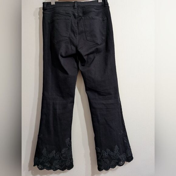 Talbots crop flare size 28 black embroidery cutwork embellished  jeans, stretchy - Picture 4 of 6